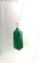 Green Pearl Crystal Caste D10 Necklace