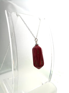 Red Pearl Crystal Caste D10 Necklace